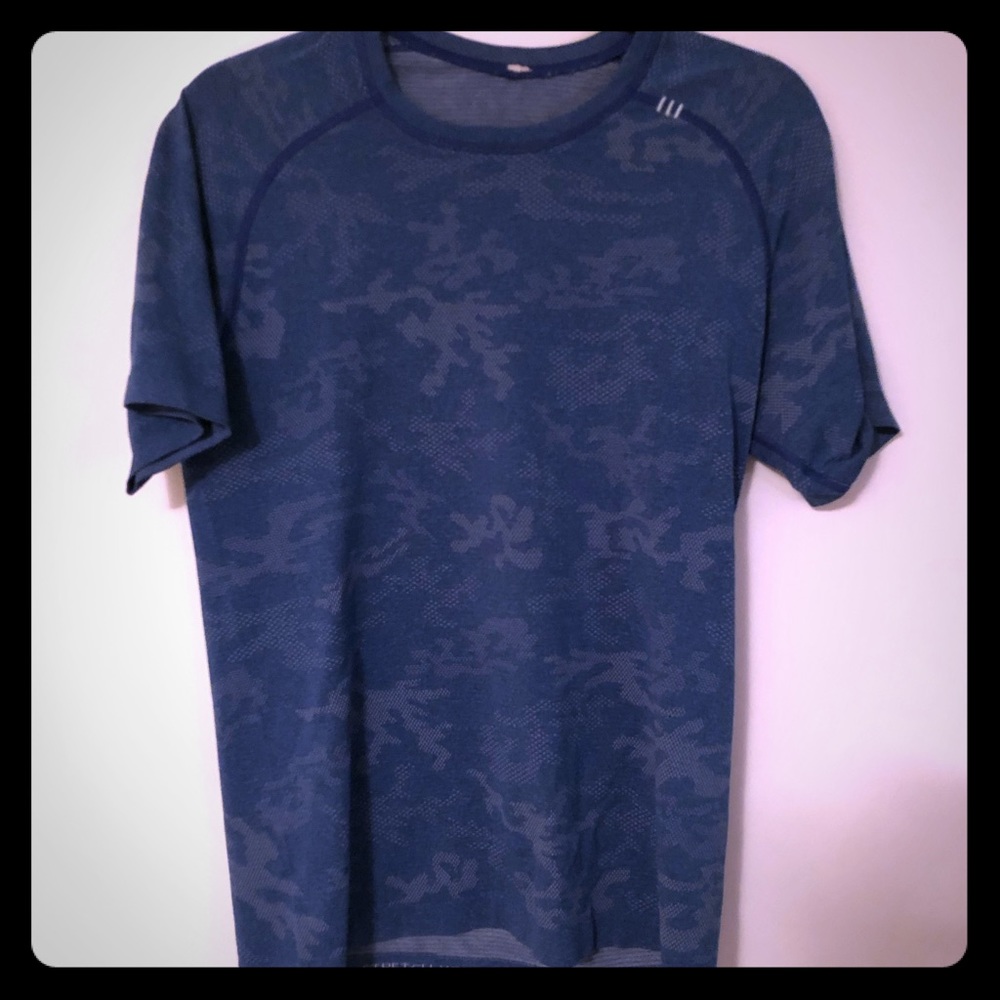 Lululemon vent tech crew neck